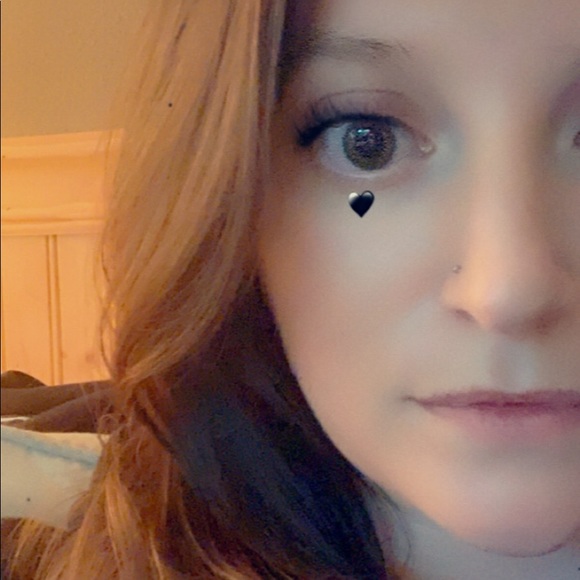 Meet your Posher, Lindsey - Picture 1 of 1